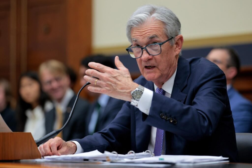 Bitcoin is below $116k as jerome powell makes hawkish's remarks
